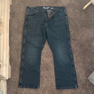 Wrangler retro relaxed boot jeans size 36x30